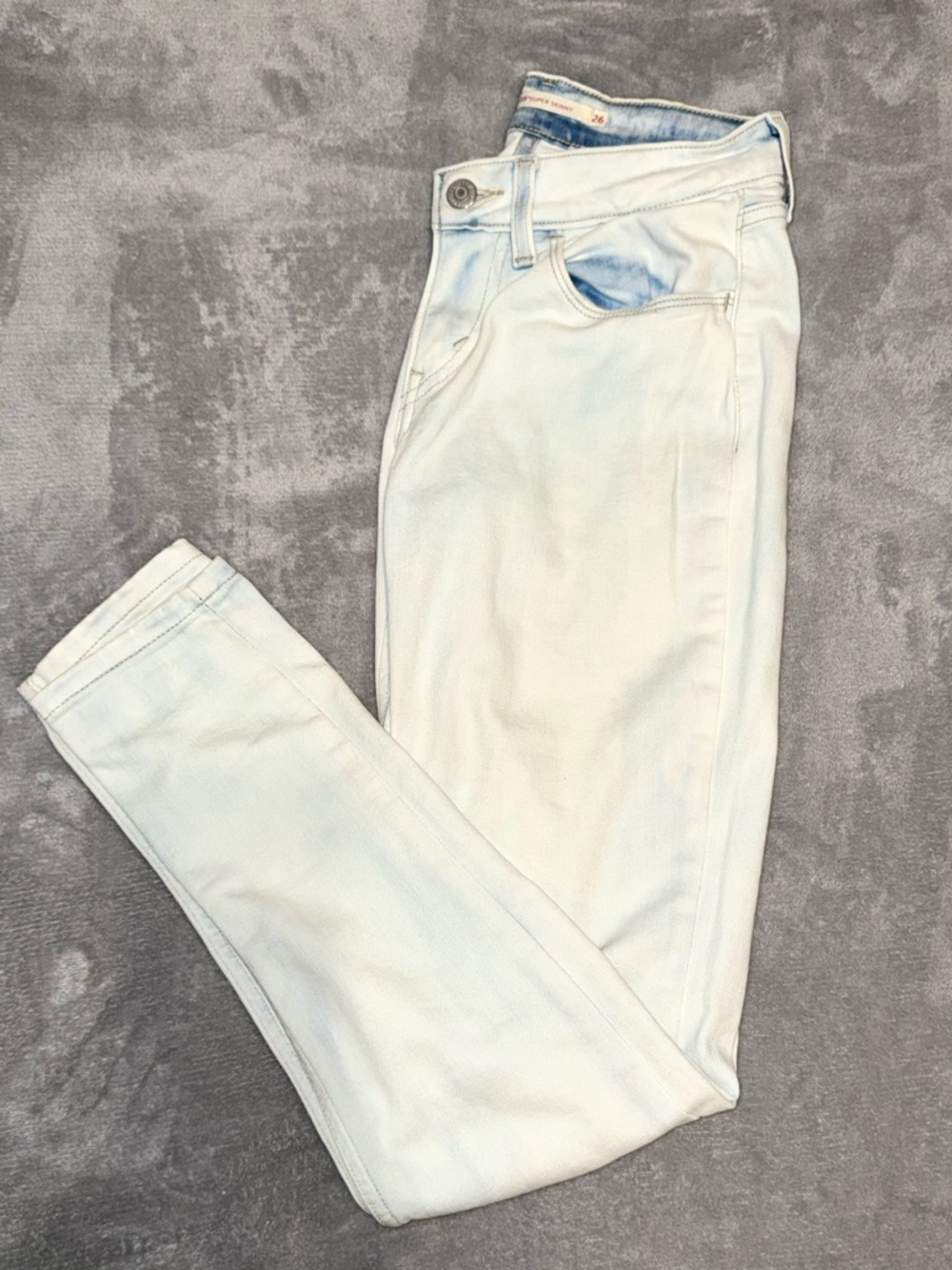 Levi’s 535 Super Skinny Jeans Women’s 26 White Blue Tie Dye Skinny Stretch